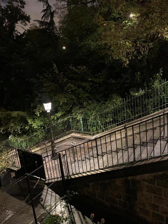 Appartement Au Coeur De Montmartre Paris Exterior foto